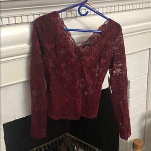 Guess long sleeve lace semi-crop top